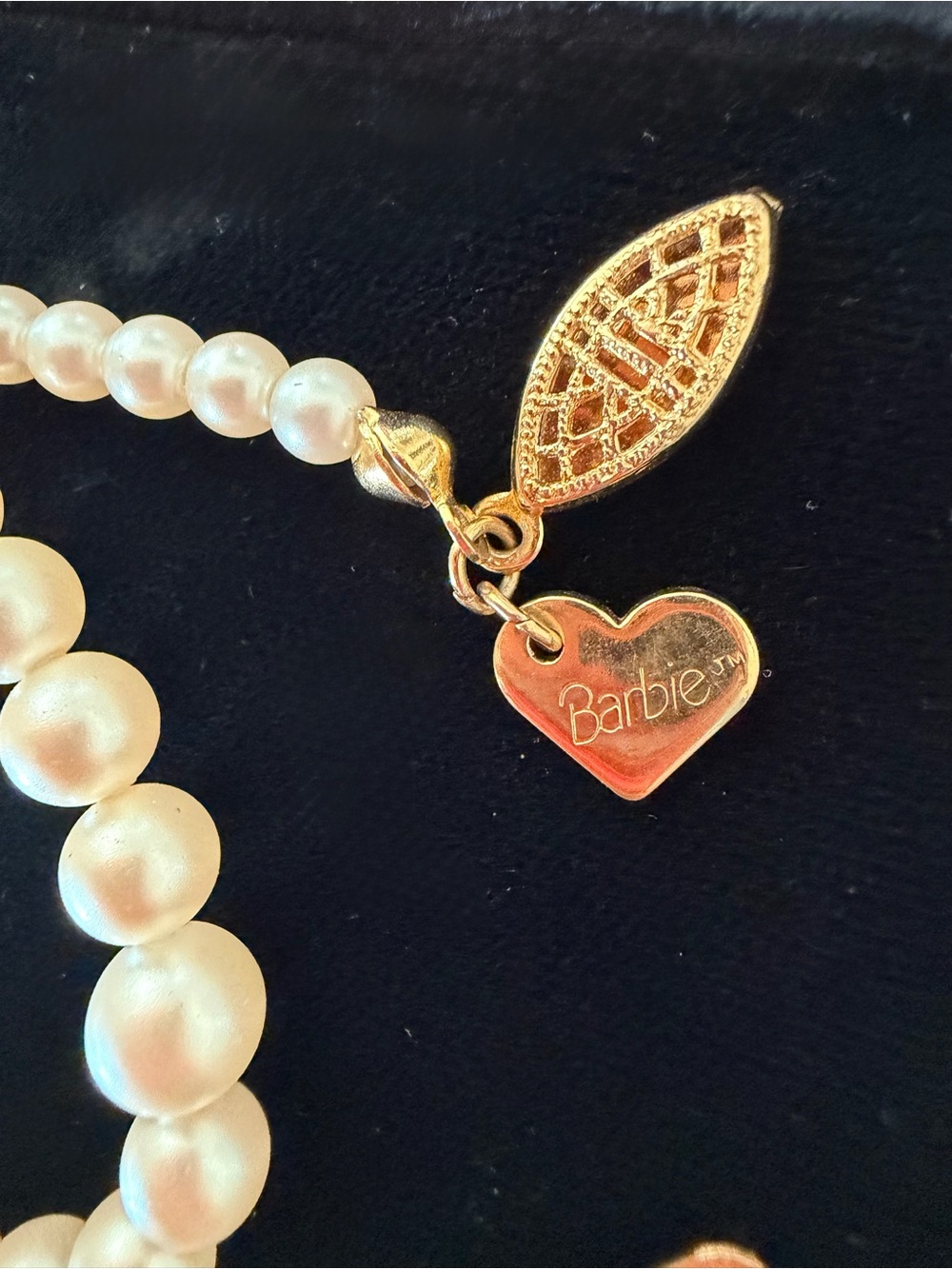 Vintage Barbie faux pearl necklace